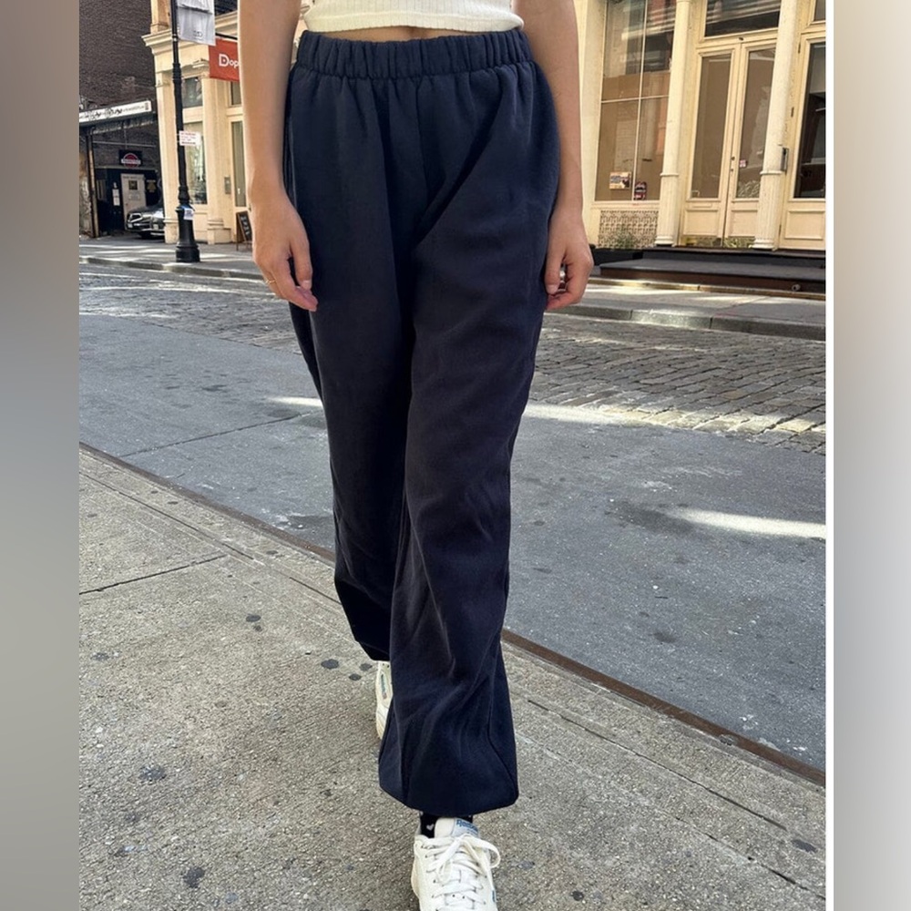 Brandy Melville Rosa Sweatpants
